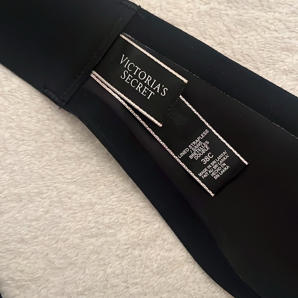 Black Unlined Strapless Bra - Picture 4 of 4